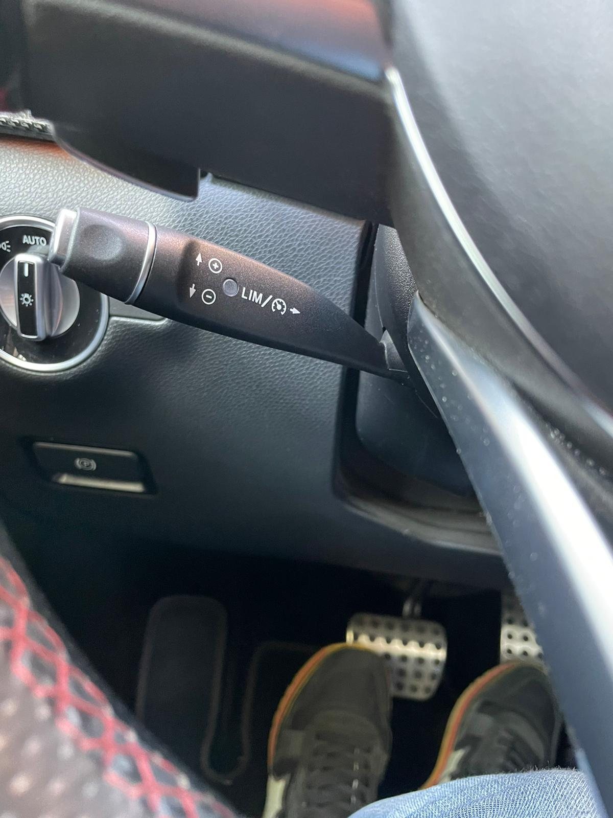 Mercedes-Benz Classe B 180 d Automatic Premium AMG Line usata Torchiara Cilento - foto 16